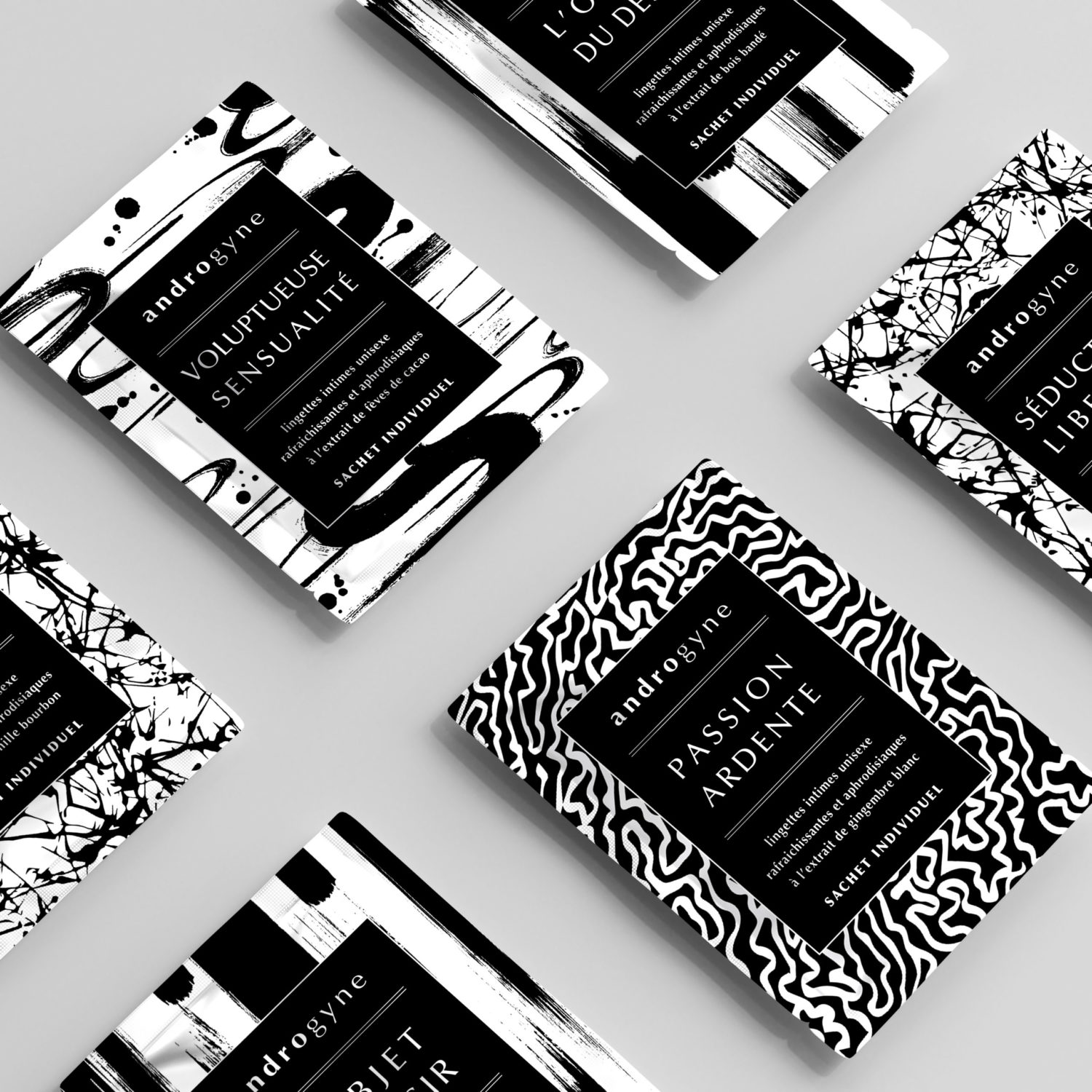 Mockup Androgyne sachets x4 perspective – SQUARE